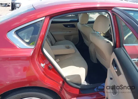 2015 Nissan Altima 2.5 S из США, поврежденный, VIN 1N4AL3AP4FN394709